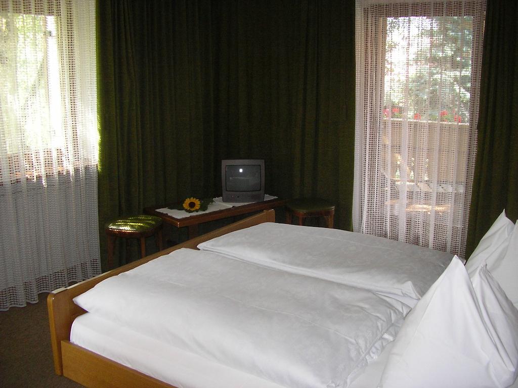 Hotel Burgblick à San Lorenzo di Sebato Chambre photo