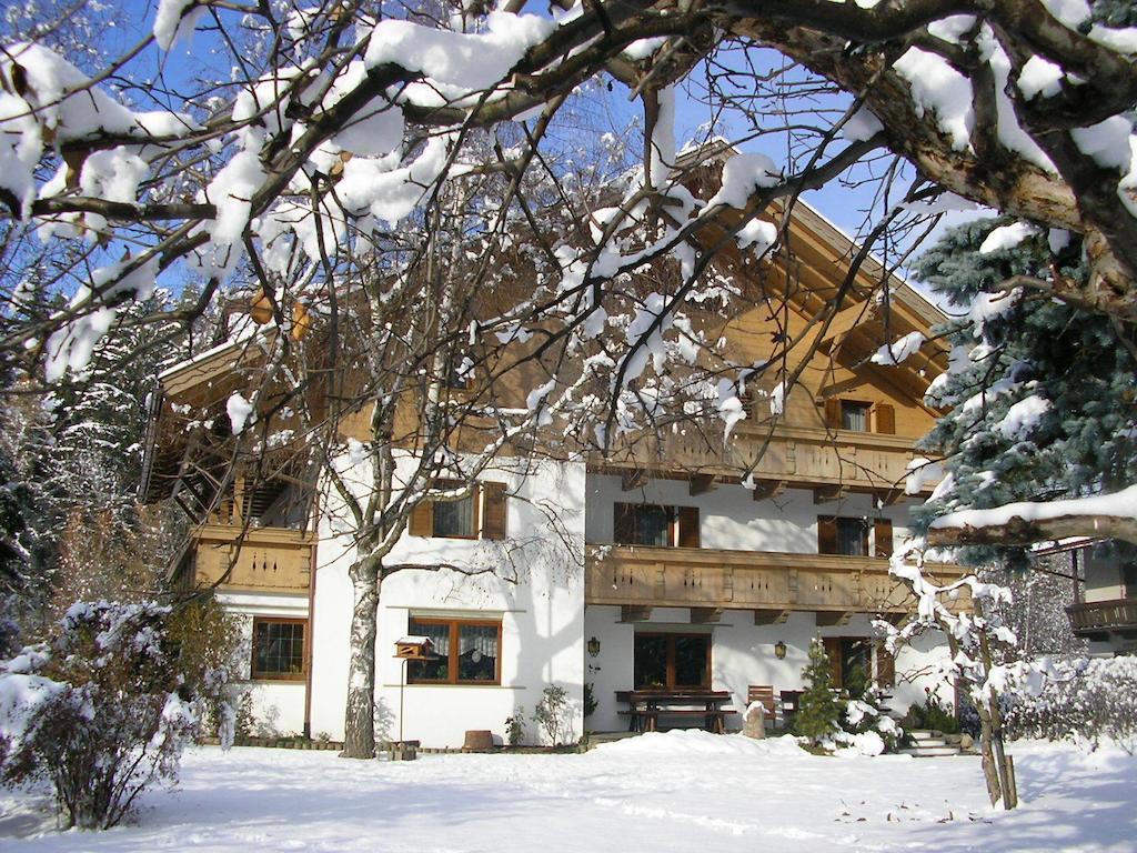 Hotel Burgblick à San Lorenzo di Sebato Extérieur photo